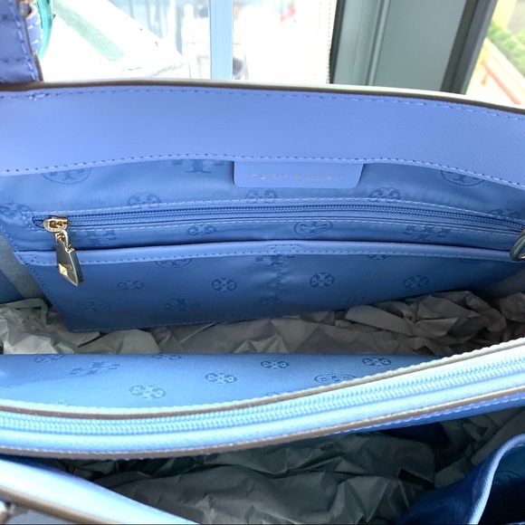 Tory Burch Bow Blue Emerson Buckle Tote - Picture 7 of 7